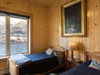 CABIN ON THE DESCHUTES - MAUPIN OREGON, Rick Wright Architect, Bend OR