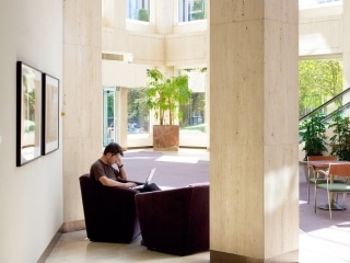 LLOYD TOWER, Portland OR - Ashforth Pacific - Portland OR