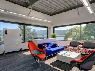 DAIMLER Corporate Offices Portland - Kirby Nagelhout Construction