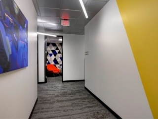 DAIMLER Corporate Offices Portland - Kirby Nagelhout Construction