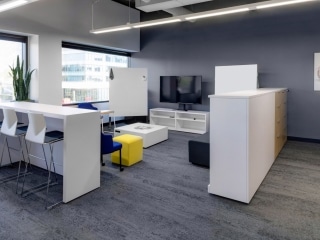DAIMLER Corporate Offices Portland - Kirby Nagelhout Construction