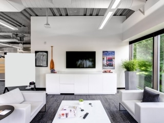 DAIMLER Corporate Offices Portland - Kirby Nagelhout Construction