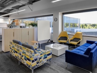 DAIMLER Corporate Offices Portland - Kirby Nagelhout Construction
