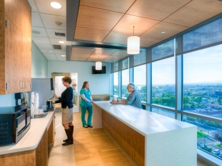 KADLEC REGIONAL MEDICAL CENTER RIVER PAVILLION, Tri-Cities WA - Bouten Construction Co. - Davis Partnership PC t