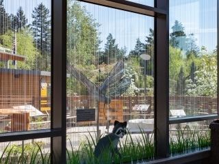Oregon Zoo EDUCATION CENTER, Portland OR - Walker Glass - Montreal, Canada