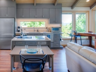 PRIVATE COTTAGE - Salem OR - Kaufman Homes Inc.