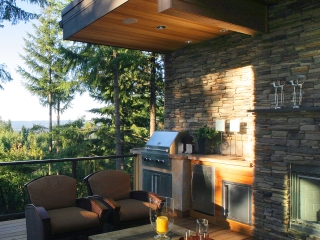 STREET OF DREAMS - Castle Rock Homes, Portland OR