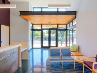 SALEM PAIN & SPINE CLINIC - SABArchitects, Seattle - Geoff Wyatt Construction, Salem