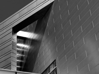 WAYNE LYMAN MORSE US COURTHOUSE - Eugene OR - Thom Mayne